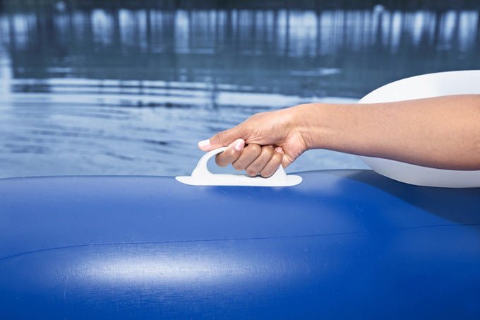 Luxurious Three-Person Pool Float Island