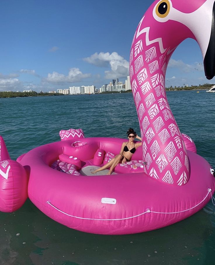 Giant Inflatable Flamingo 4-6 Adult Pool Float